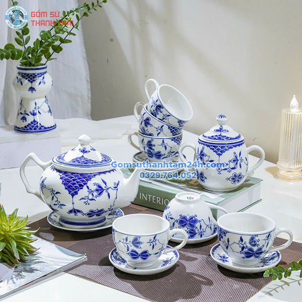 ẤM CHÉN HOẠ TIẾT XANH MEN TRẮNG IN LOGO CAO CẤP