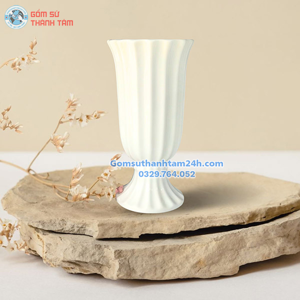 BÌNH HOA MEN TRẮNG KIỂU DÁNG MIỆNG LOE