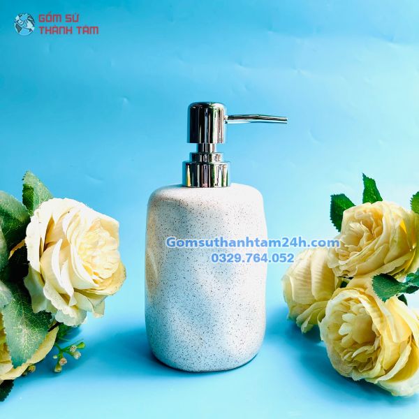 Bình xịt phòng tắm dáng ovan