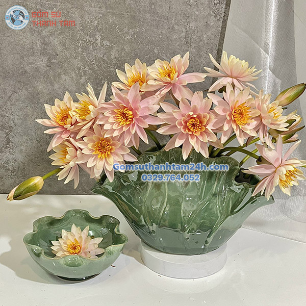 BÌNH HOA MEN HOẢ BIẾN KIỂU DÁNG LÁ SEN ĐẸP MẮT