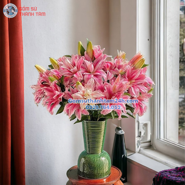 BÌNH HOA MEN NGỌC HOẢ BIÊN DÁNG ĐẦM