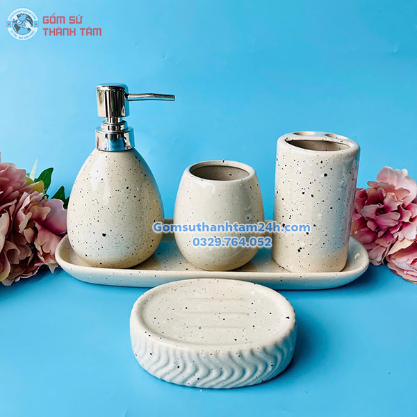 Bình xịt phòng tắm dáng boom lớn