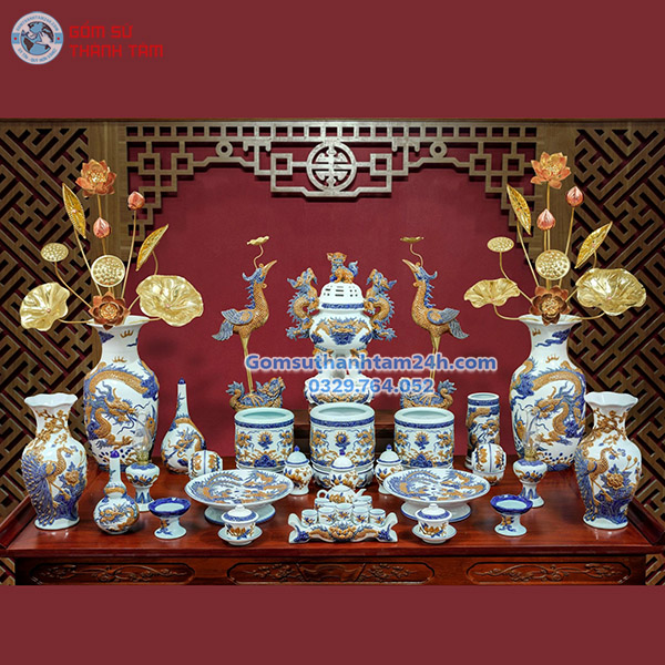 ĐỒ THỜ MEN XANH ĐẮP NỔI VÀNG CAO CẤP, CHẾ TÁC TINH XẢO