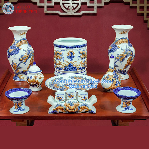 BỘ ĐỒ THỜ TREO TƯỜNG MEN XANH ĐẮP NỔI VÀNG