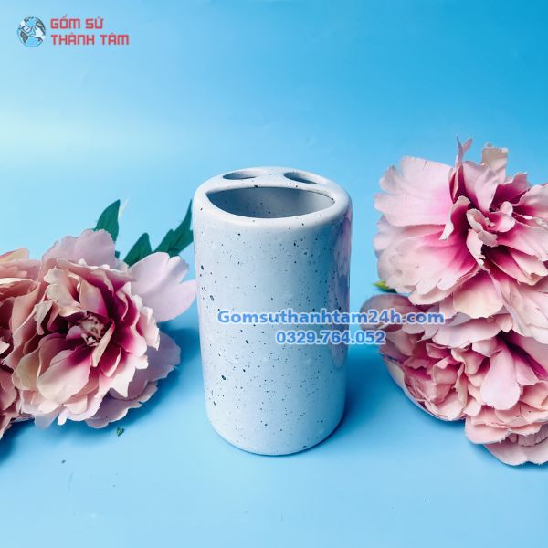 Cốc đựng bàn chải phòng tắm