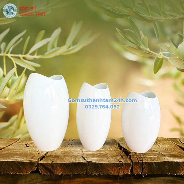 BÌNH HOA MEN TRẮNG KIỂU DÁNG BOM