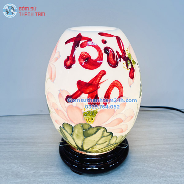 ĐÈN TINH DÂU BẰNG ĐIỆN VẼ CẢNH DÁNG TRỨNG