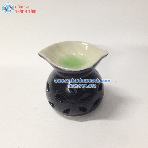 ĐÈN TINH DẦU BẰNG NẾN MIỆNG HÌNH LÁ ĐẸP MẮT