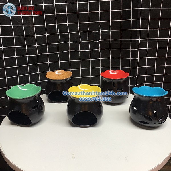 ĐÈN ĐỐT TINH DẦU BẰNG NÊN MIỆNG HOA XINH XẮN