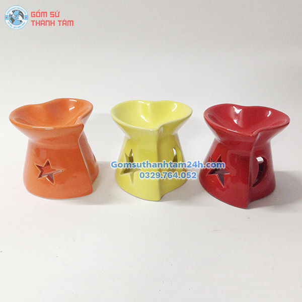ĐÈN TINH DẦU BẰNG NẾN MIỆNG HÌNH TIM ĐÁNG YÊU