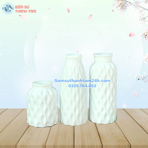 BÌNH HOA MEN TRẮNG VÂN XOẮN ĐỘC ĐÁO