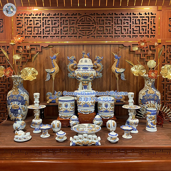 ĐỒ THỜ MEN XANH ĐẮP NỔI VÀNG CAO CẤP, CHẾ TÁC TINH XẢO