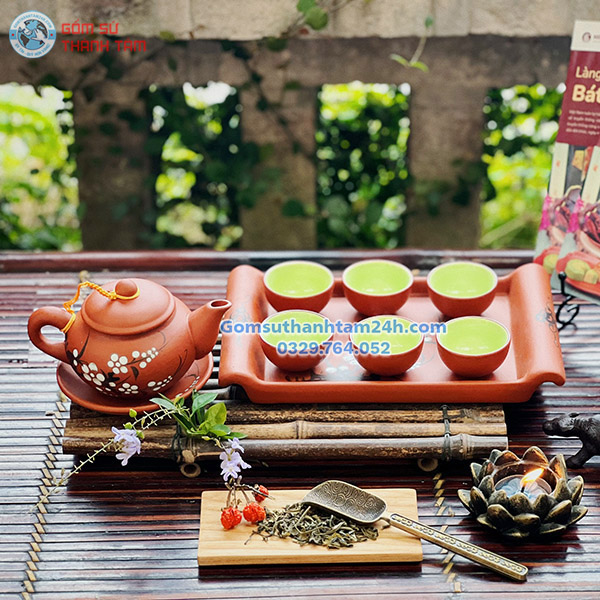 ẤM CHÉN TỬ SA HOA ĐÀO TRẮNG, THỦ CÔNG TỈ MỈ, GIÁ TRỊ CAO