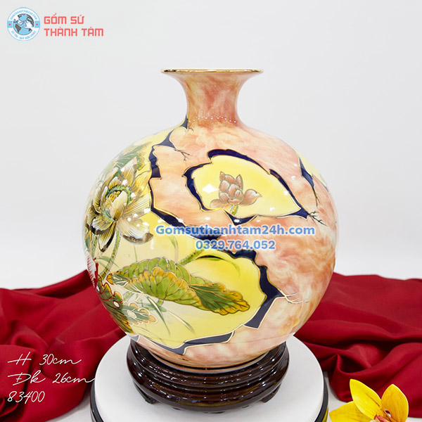 BÌNH HÚT LỘC ĐỎ HOA VĂN VÀNG KIM SEN PHÚ QUÝ