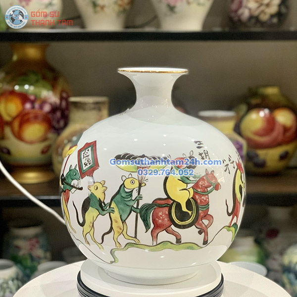 BÌNH HÚT LỘC TRẮNG HOA VĂN VÀNG KIM ĐÁM CƯỚI CHUỘT