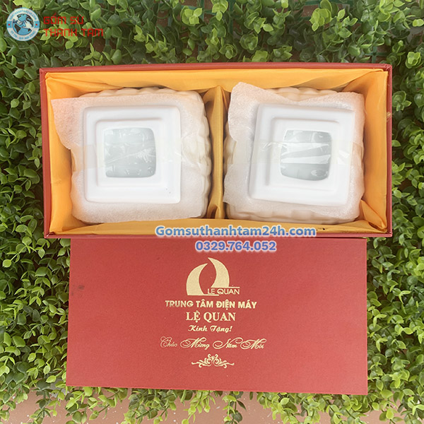 HỘP ĐỰNG KHAY MỨT LÀM QUÀ TRI ÂN KHÁCH HÀNG