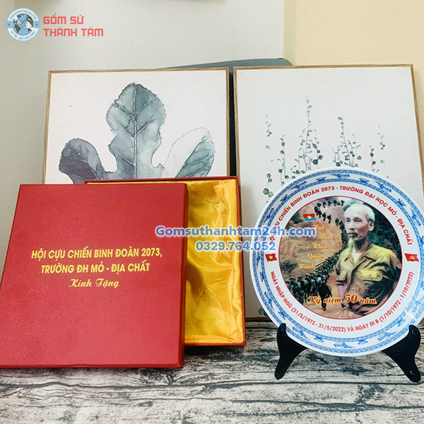 HỘP ĐỰNG ĐĨA LƯU NIỆM TẶNG QUÀ TRI ÂN Ý NGHĨA