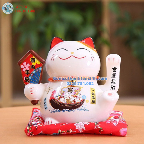 MÈO THẦN TÀI VẪY TAY 16CM CẦM THẺ BÀI MAY MẮN