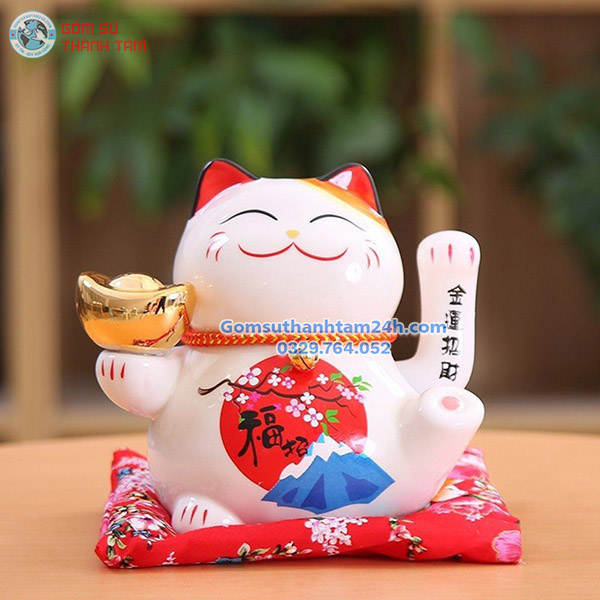 MÈO THẦN TÀI VẪY TAY ĐĨNH VÀNG 16CM DÙNG PIN