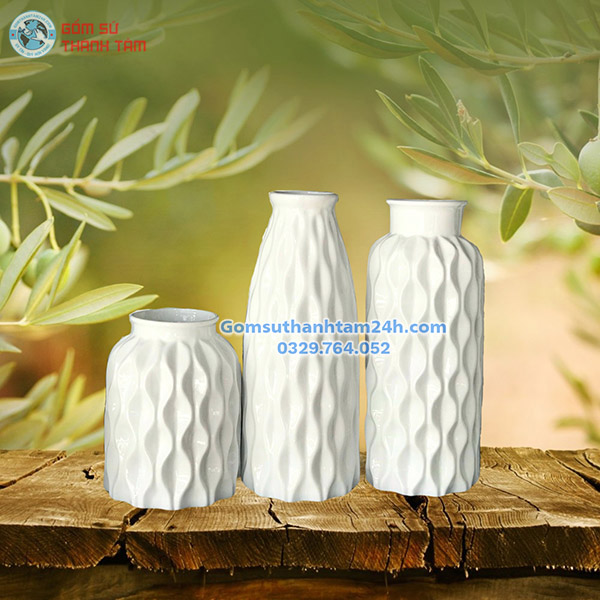 BÌNH HOA MEN TRẮNG VÂN XOẮN ĐỘC ĐÁO