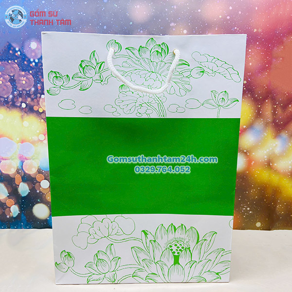 TÚI XÁCH GIẤY MÀU XANH LÁ ĐỰNG QUÀ TẶNG SANG TRỌNG