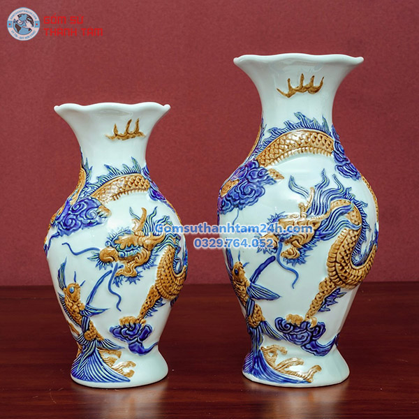 BÌNH HOA THỜ&nbsp;MEN XANH ĐẮP NỔI ĐẸP, SANG TRỌNG