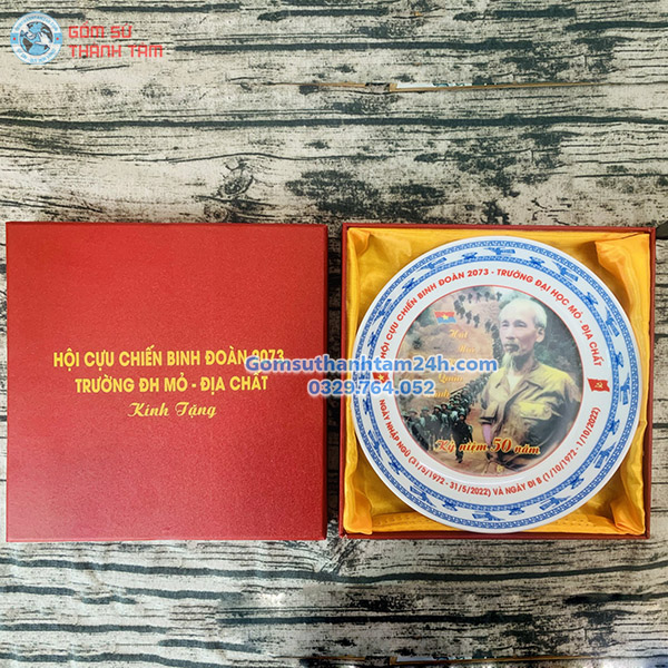 HỘP ĐỰNG ĐĨA LƯU NIỆM TẶNG QUÀ TRI ÂN Ý NGHĨA