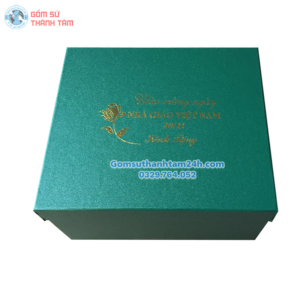 HỘP ĐỰNG QUÀ TẶNG MÀU XANH LÓT LỤA ĐẸP