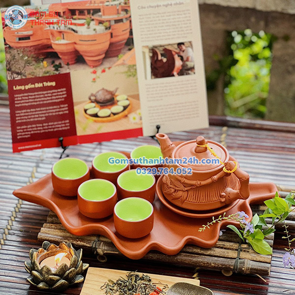 ẤM CHÉN TỬ SA MEN ĐỎ KHAY LÁ NHỌN SANG TRỌNG