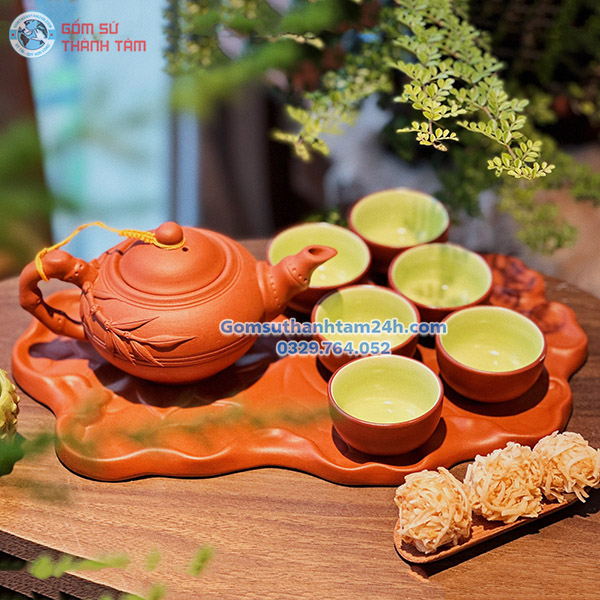 BỘ ẤM CHÉN TỬ SA MEN ĐỎ KHAY DÁNG LÁ SEN TINH TẾ