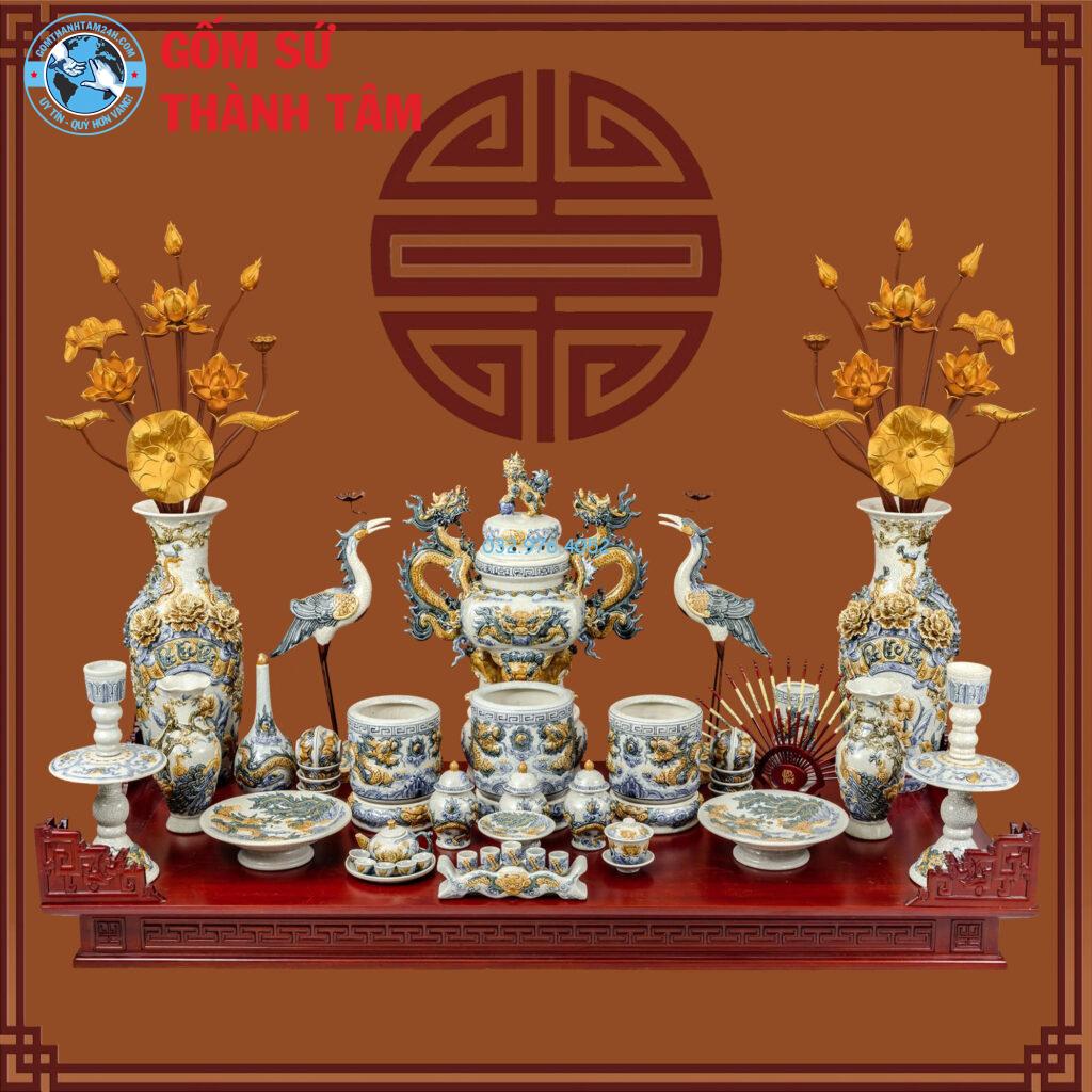 Đồ thờ men rạn Bát Tràng