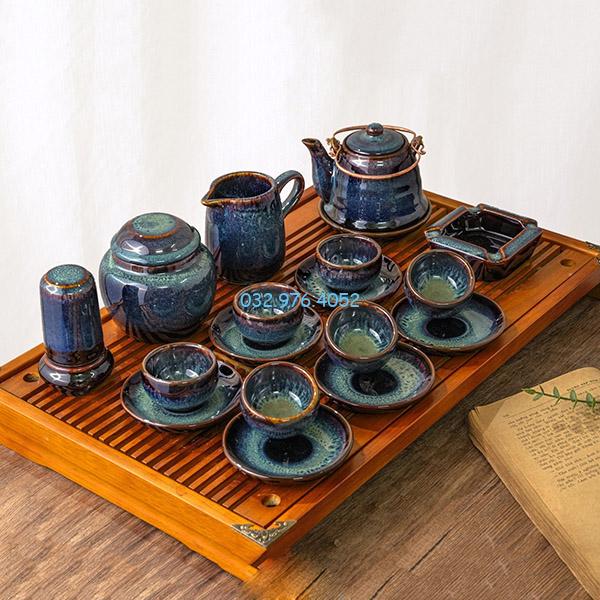 Ấm Chén Hỏa Biến Men Xanh Quai Đồng