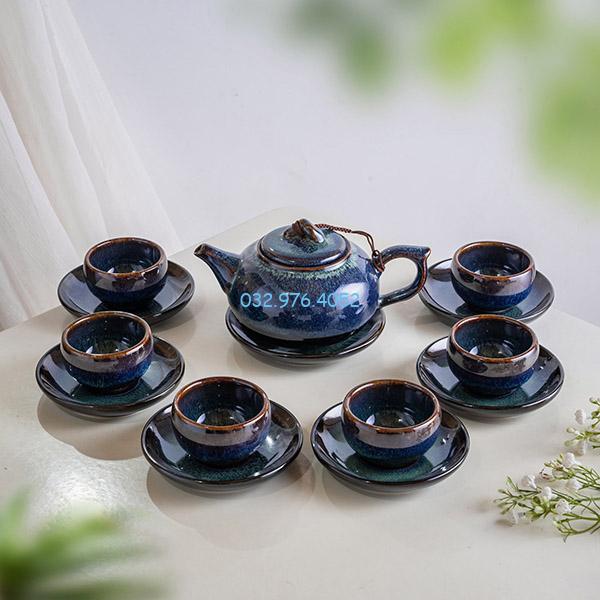 Ấm Chén Hỏa Biến Men Xanh Quai Sứ