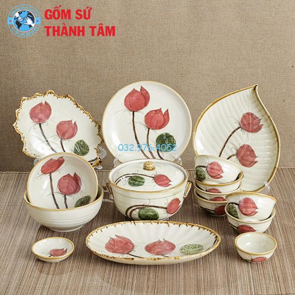 Bát đĩa men trắng vẽ tay hoa sen men kem
