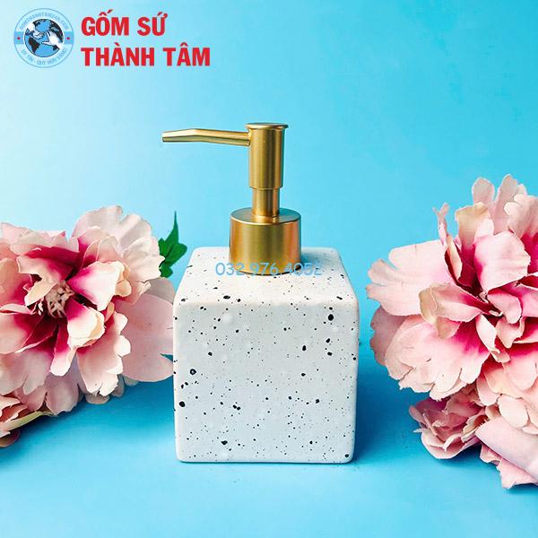 Bình đựng dầu gội gốm sứ dáng vuông