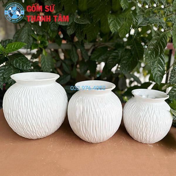 Bình hoa men trắng đơn giản