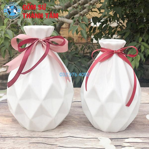 Bình hoa men trắng kiểu cách