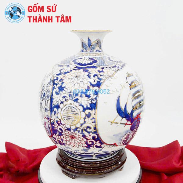 Bình hút lộc vẽ vàng thuận buồn xuôi gió