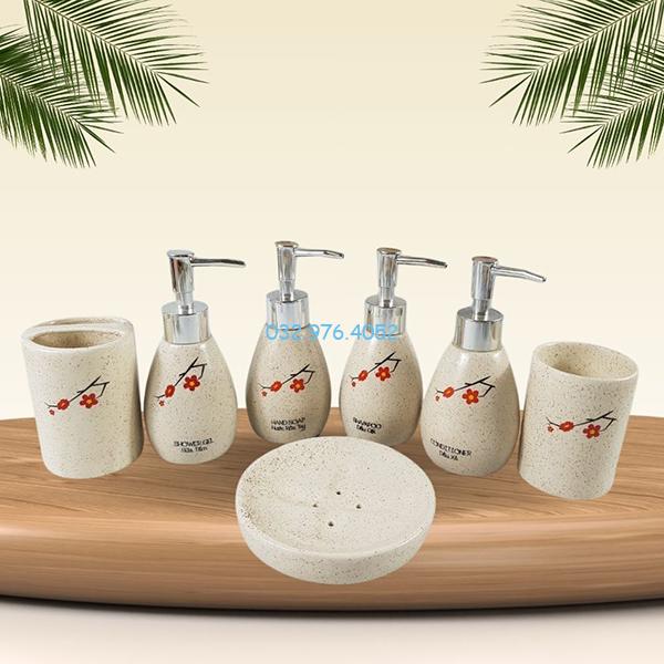 Bình xịt phòng tắm dáng boom men kem