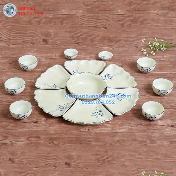 BỘ BÁT ĐĨA THờ CÚNG MẶT TRỜI - MEN KEM HOẠ TIẾT HOA SEN XANH