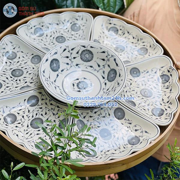 BỘ BÁT ĐĨA THờ CÚNG MẶT TRỜI - MEN TRÀM HOẠ TIẾT TAM THÁI