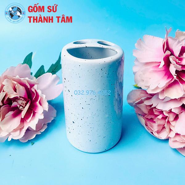 Cốc đựng bàn chải phòng tắm