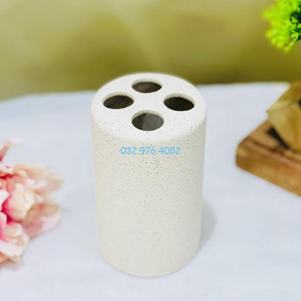 Cốc đựng bàn chải phòng tắm