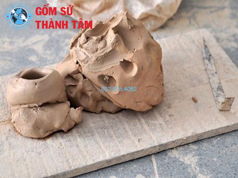 Đất sét làm gốm có nhiều ứng dụng trong thực tế