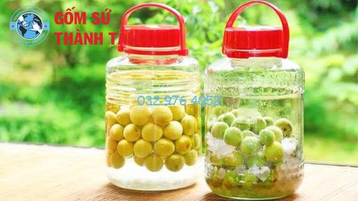 Một số loại nhựa kém chất lượng có thể thôi nhiễm chất độc hại vào rượu