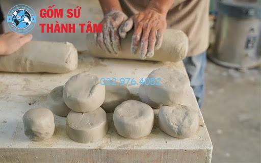 Cao lanh cho sản xuất gốm sứ do có khả năng chịu nhiệt cao