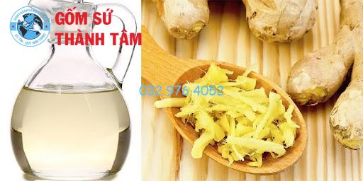 Rượu ngâm gừng chỉ nên dùng để xoa bóp, không nên uống