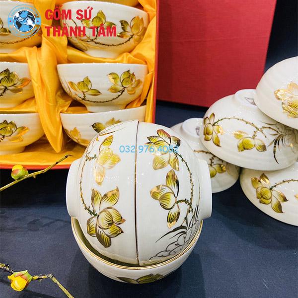Bát ăn cơm đẹp sen vàng vẽ kỹ
