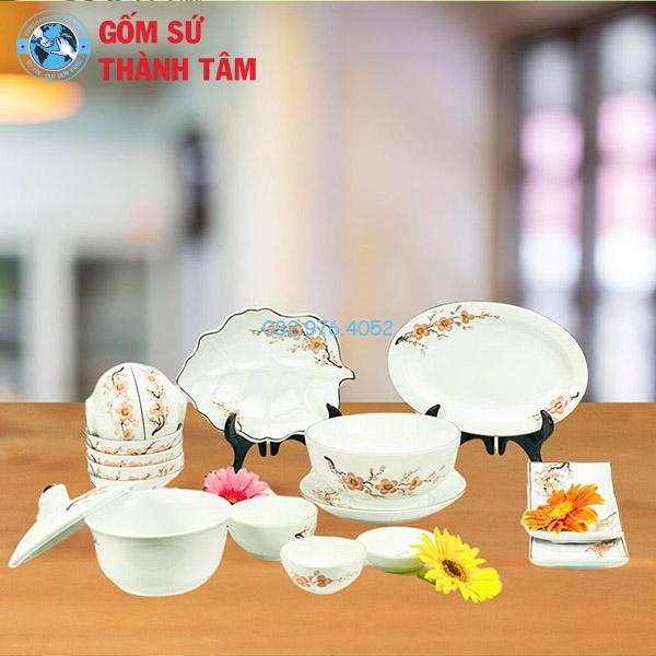 Bát đĩa men trắng vẽ tay đa dạng