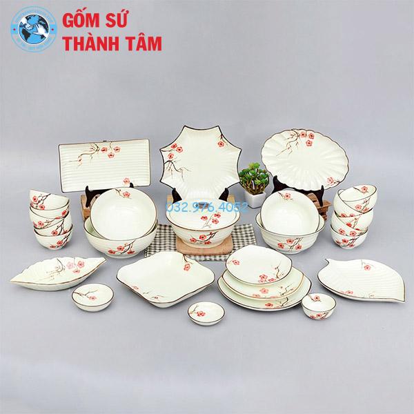 Bát đĩa men trắng vẽ tay hoa đào xanh
